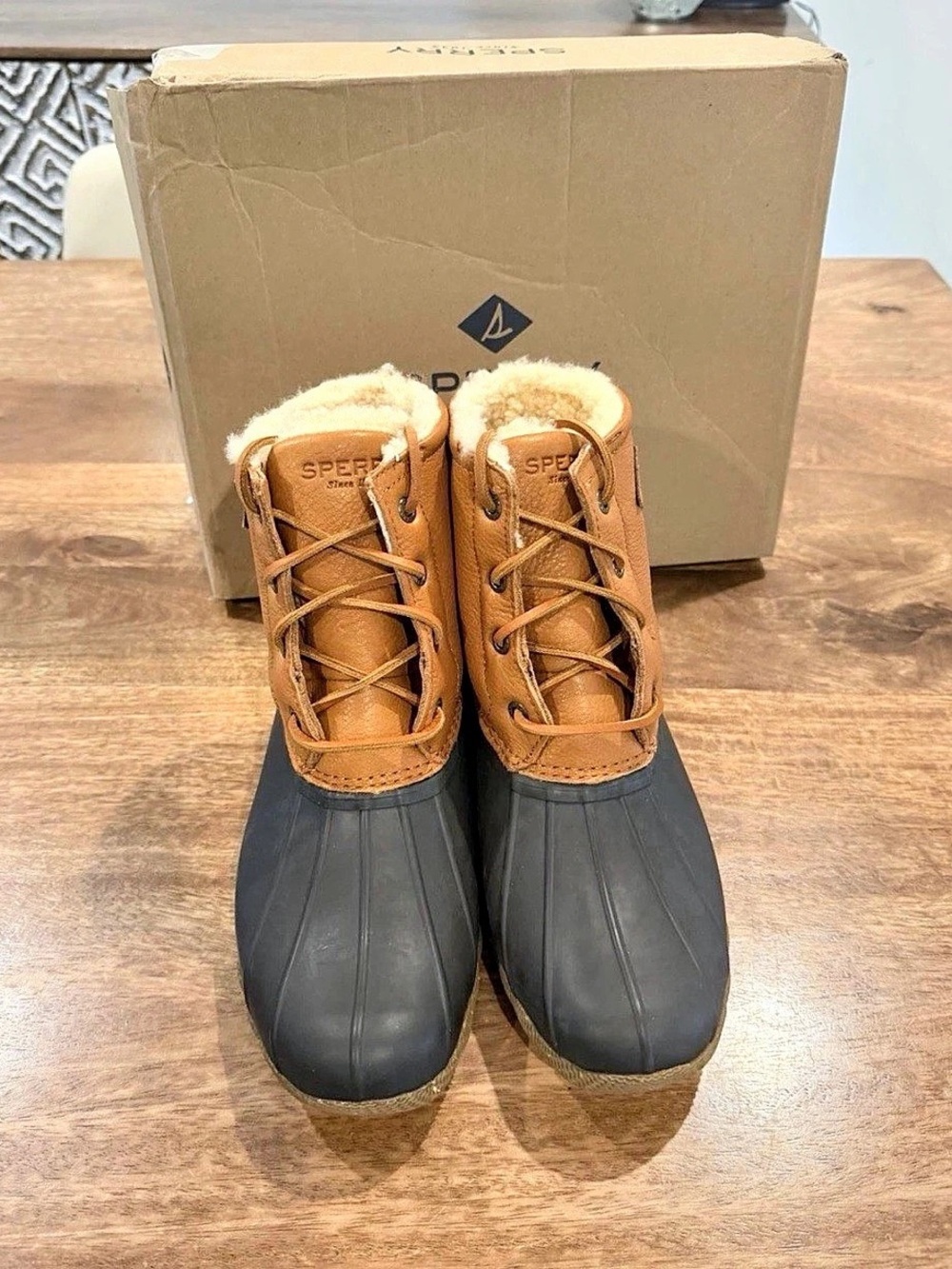 Sperry Saltwater Duck Boots in Black/Tan Size 6W/4.5M BNIB